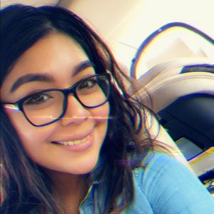 Meet your Posher, Adriana